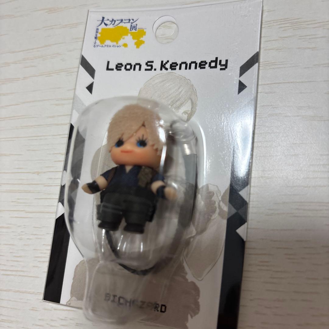 《大カプコン展限定》レオン S・ケネディ キューピー 3個セット