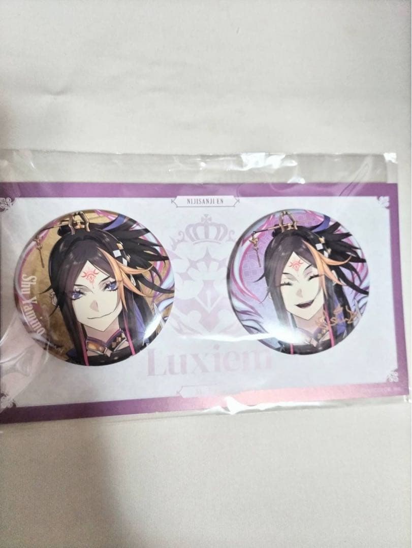 Luxiem　闇のシュウ にじさんじ Goods　アクリルスタンド　缶バッジa