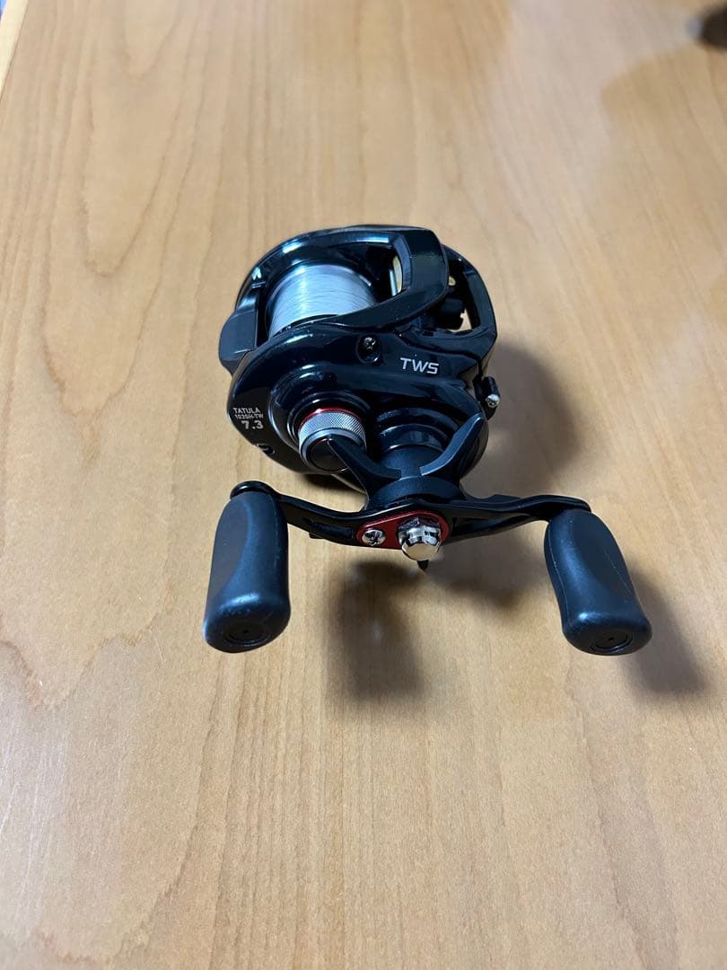 タトゥーラ　TWS ベイトリール 黒
