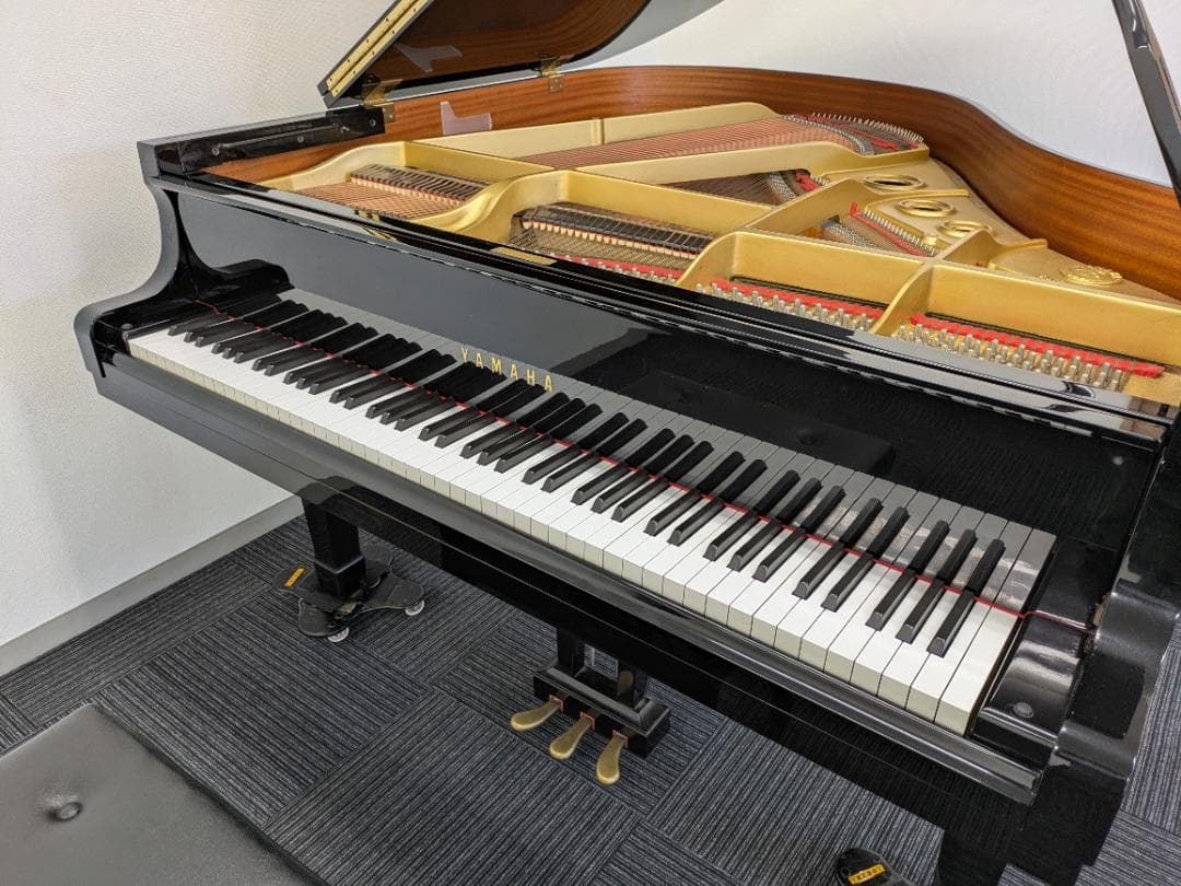 YAMAHA グランドピアノ G1B (弱音装置付)【470万番台】