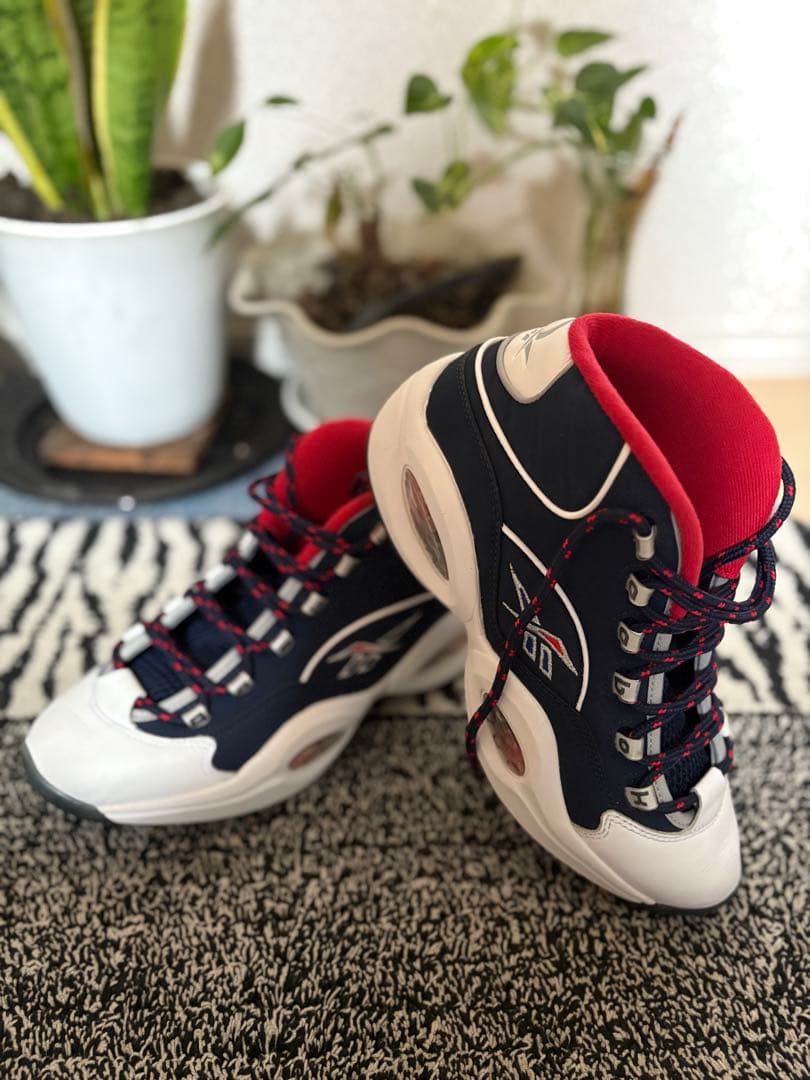 Reebok Question Mid USAホワイト/ネイビー/レッド