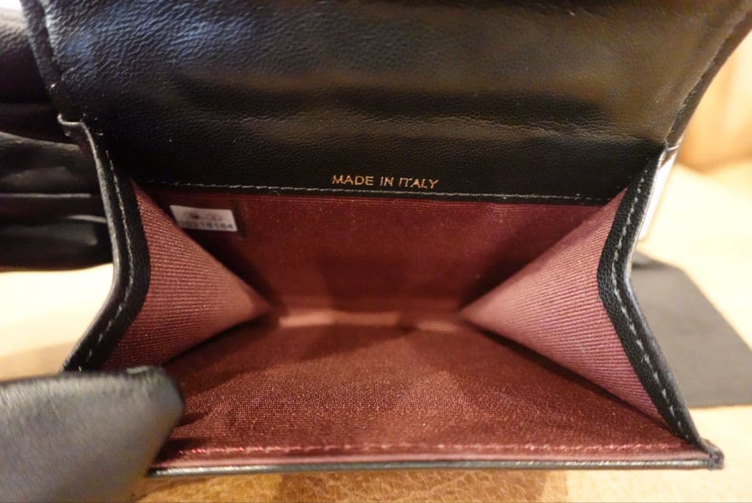 CHANELブラックケースノベルティ