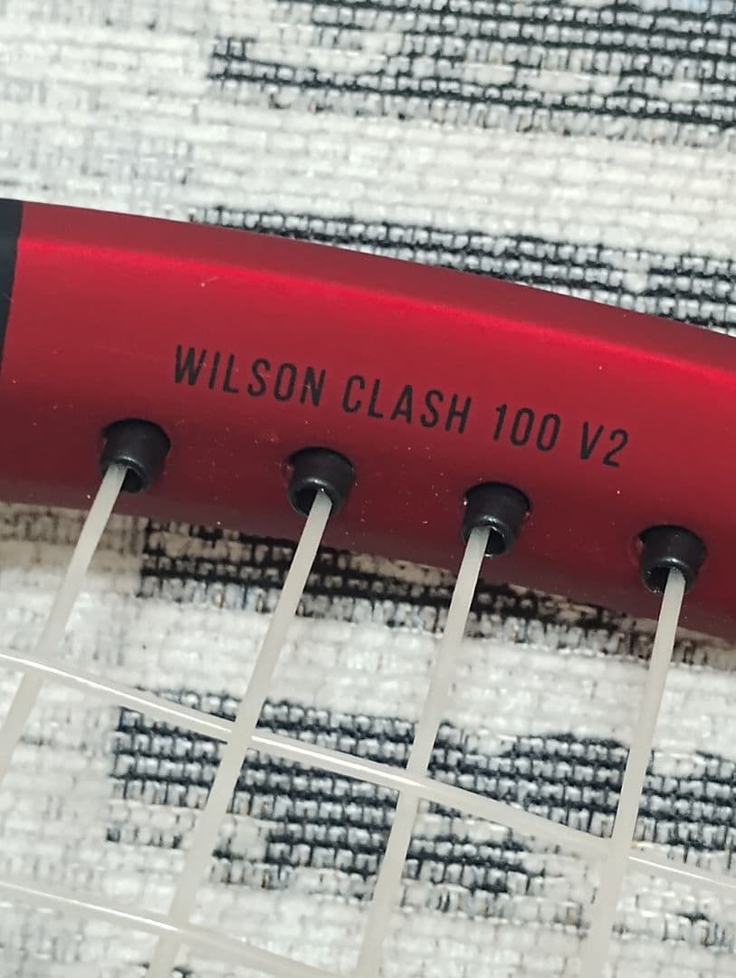 WILSON CLASH 100 V.2 テニスラケット