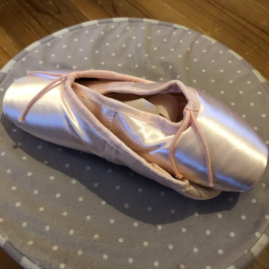 Sylvia トゥシューズ 24 D ピンク　新品未使用　シルビア