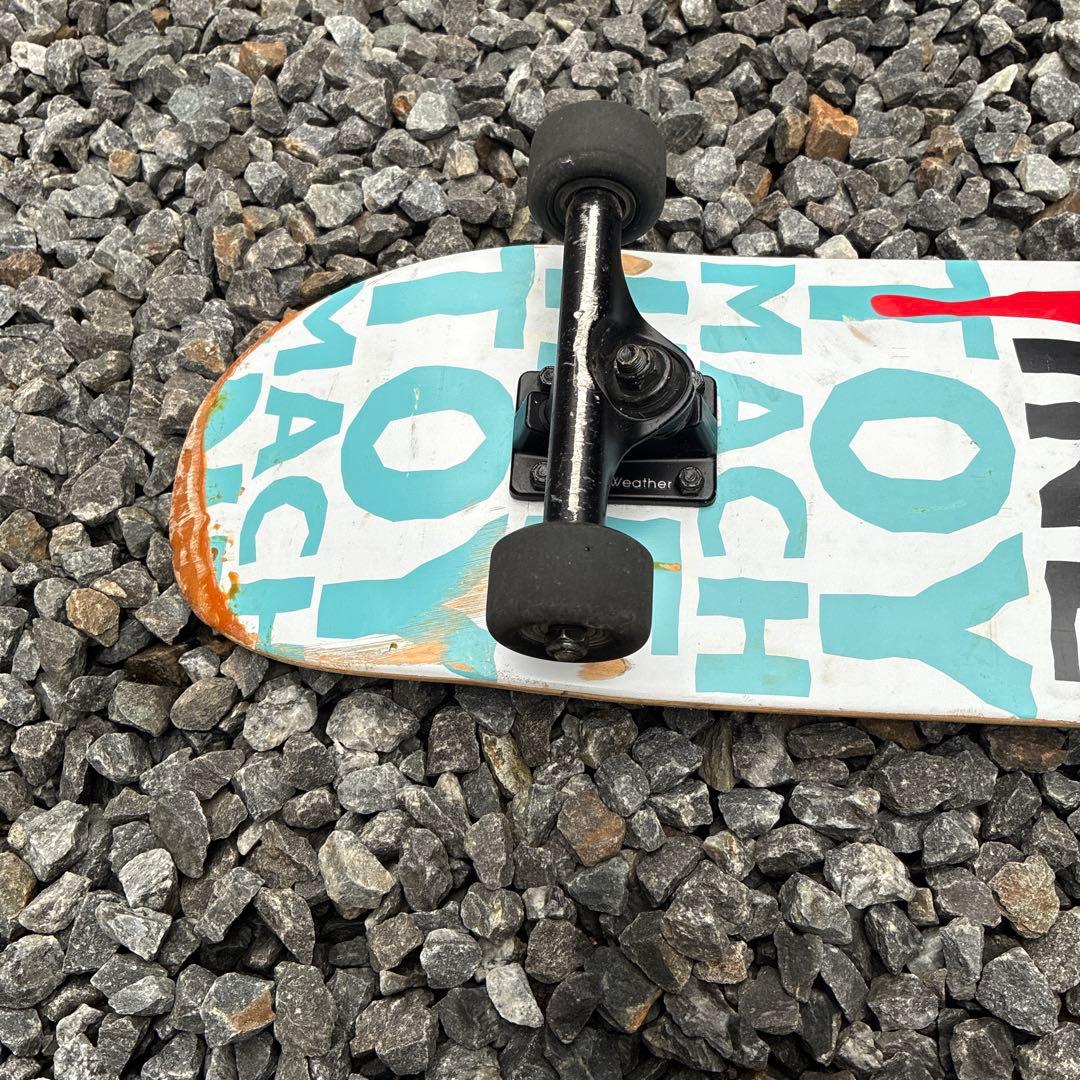 TOY MACHINE スケートボード コンプリート　31インチ