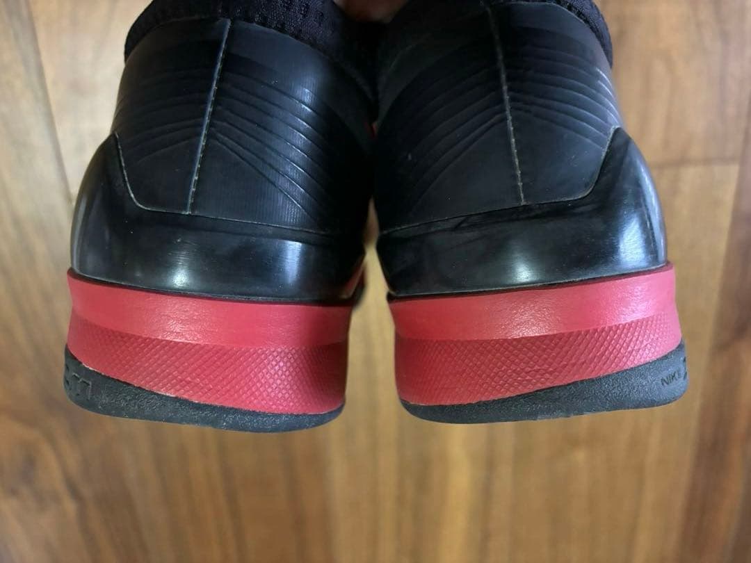 Nike BRAVE バスケットボールシューズ 赤黒