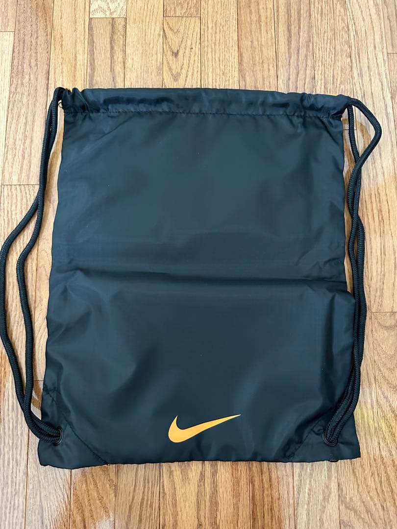 ナイキ ハイパーヴェノム ファントム RGN SE FG 27cm 限定品