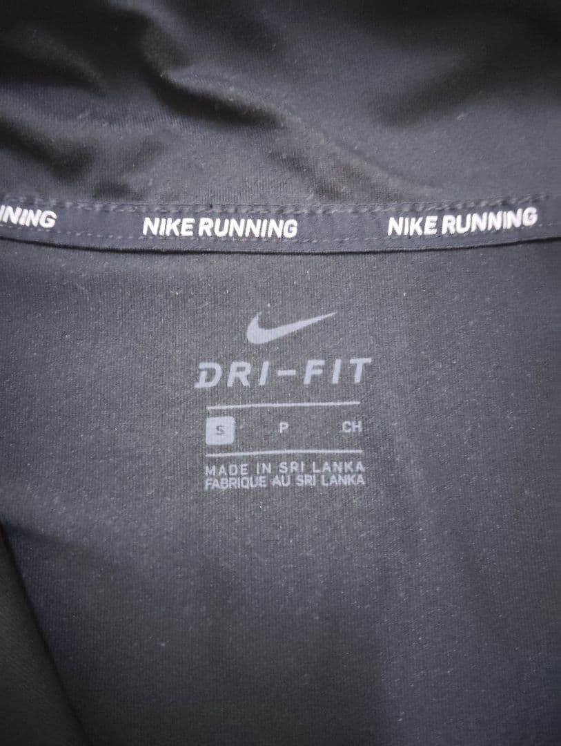 NIKE トーキョー ドライフィット ウィーメンズ S ランニングシャツ