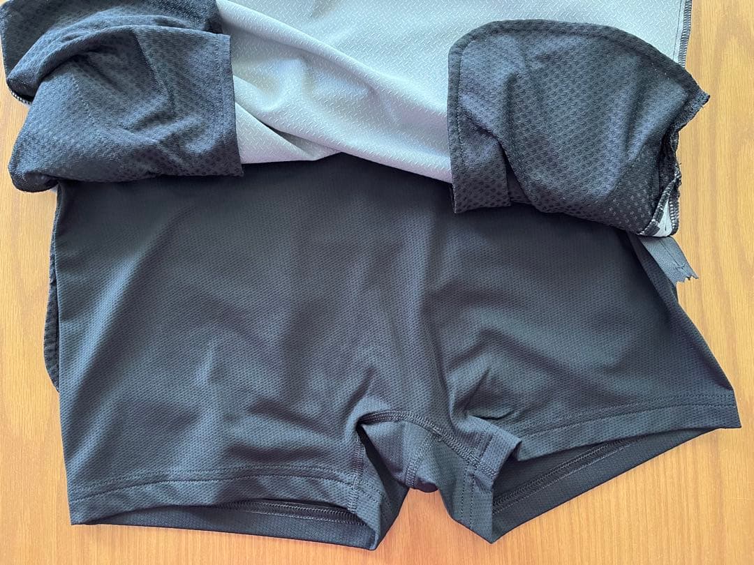 新品　アディダス　adidas ゴルフ　スカート　ポロシャツ　上下セット　L