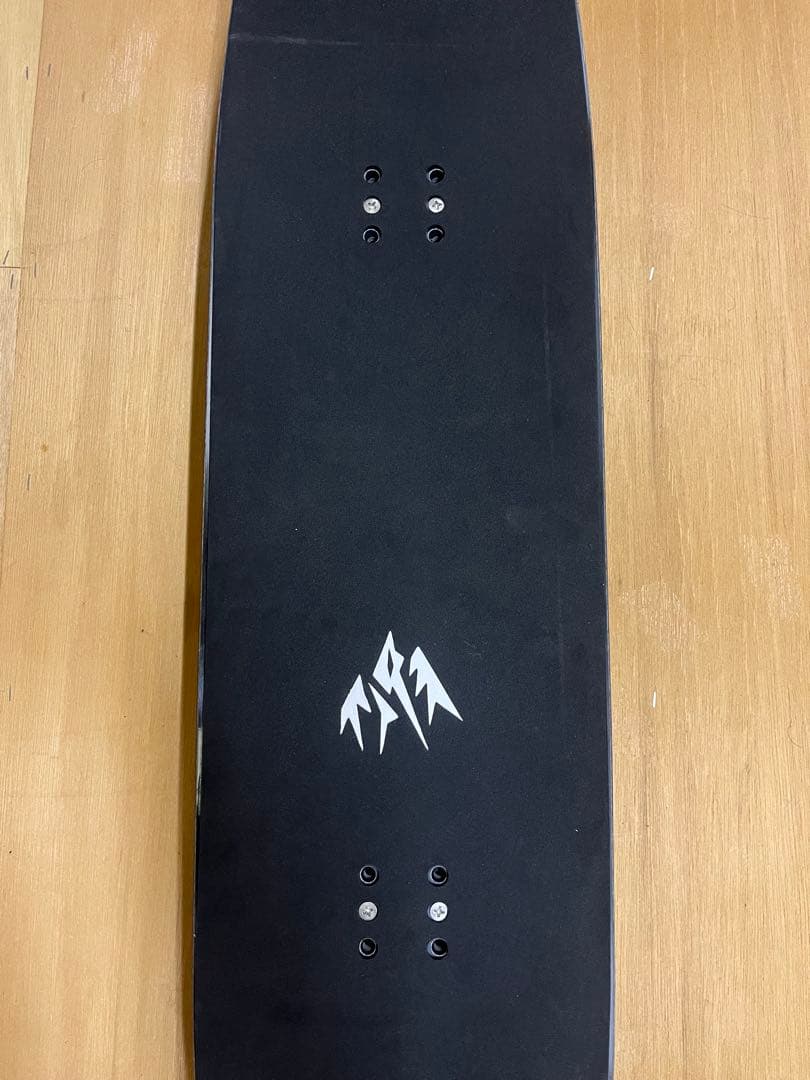 新品、未使用Jones board  skate スノースケート