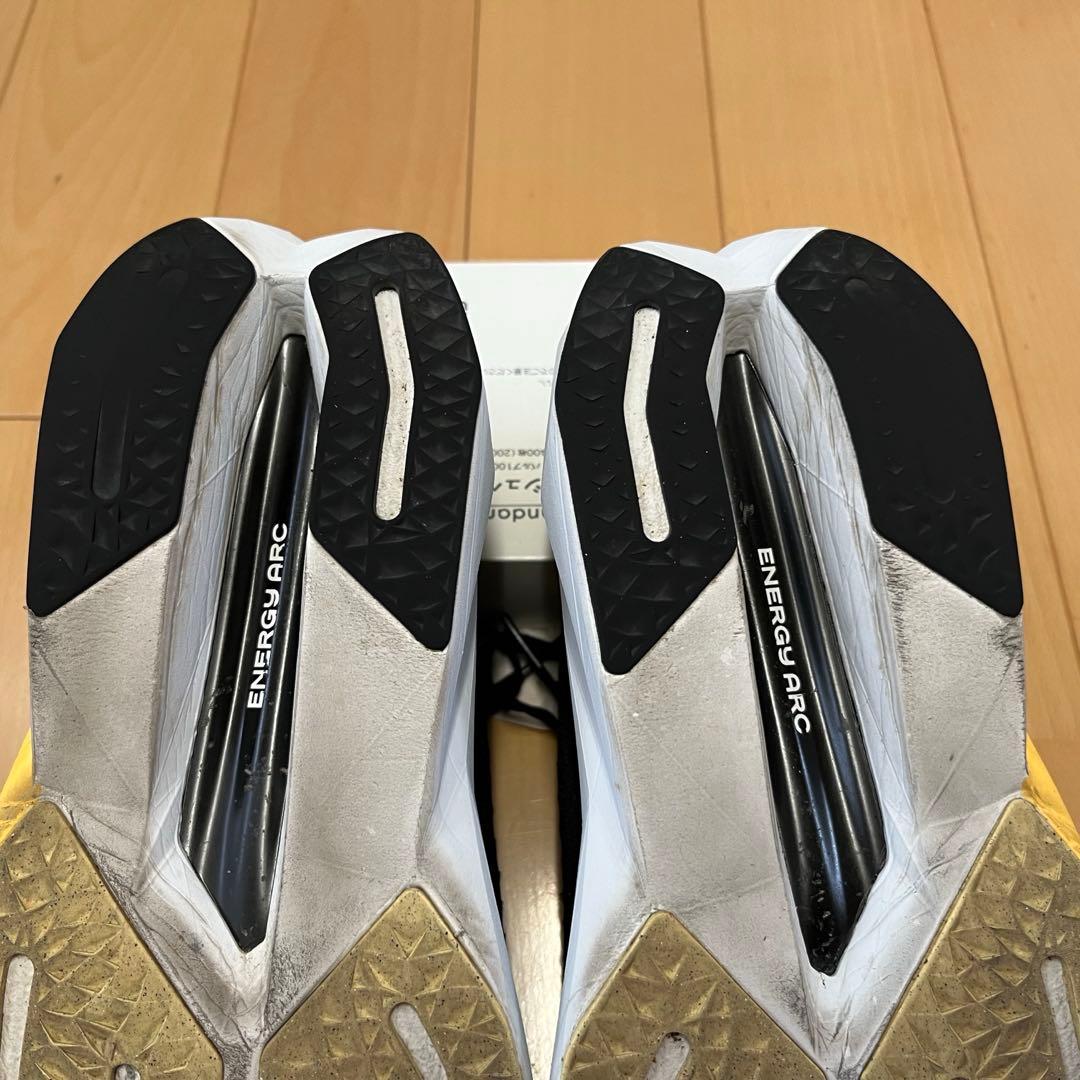 Newbalance FuelCell スーパーコンプトレーナー v3