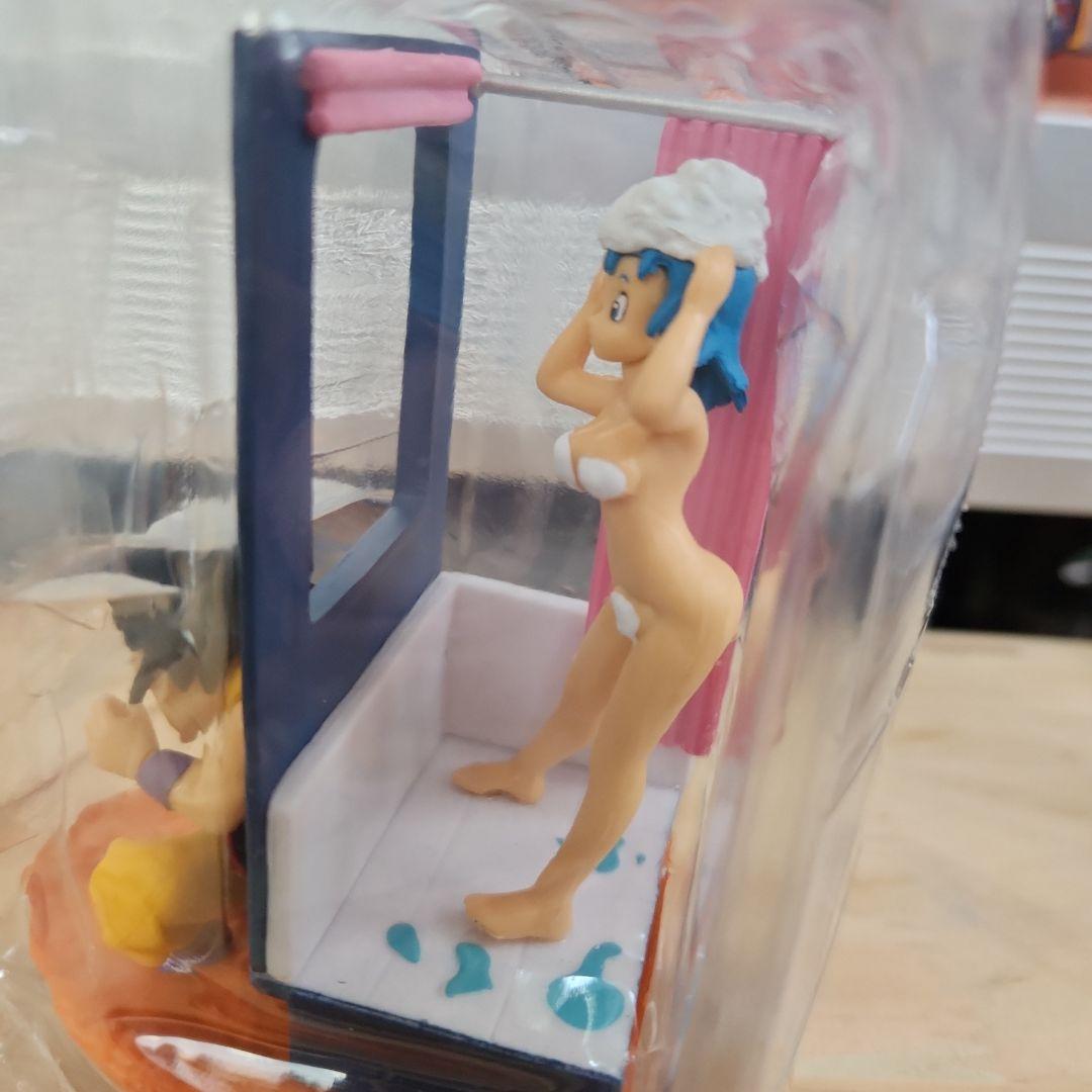 ブルマ　シャワー　フィギュア