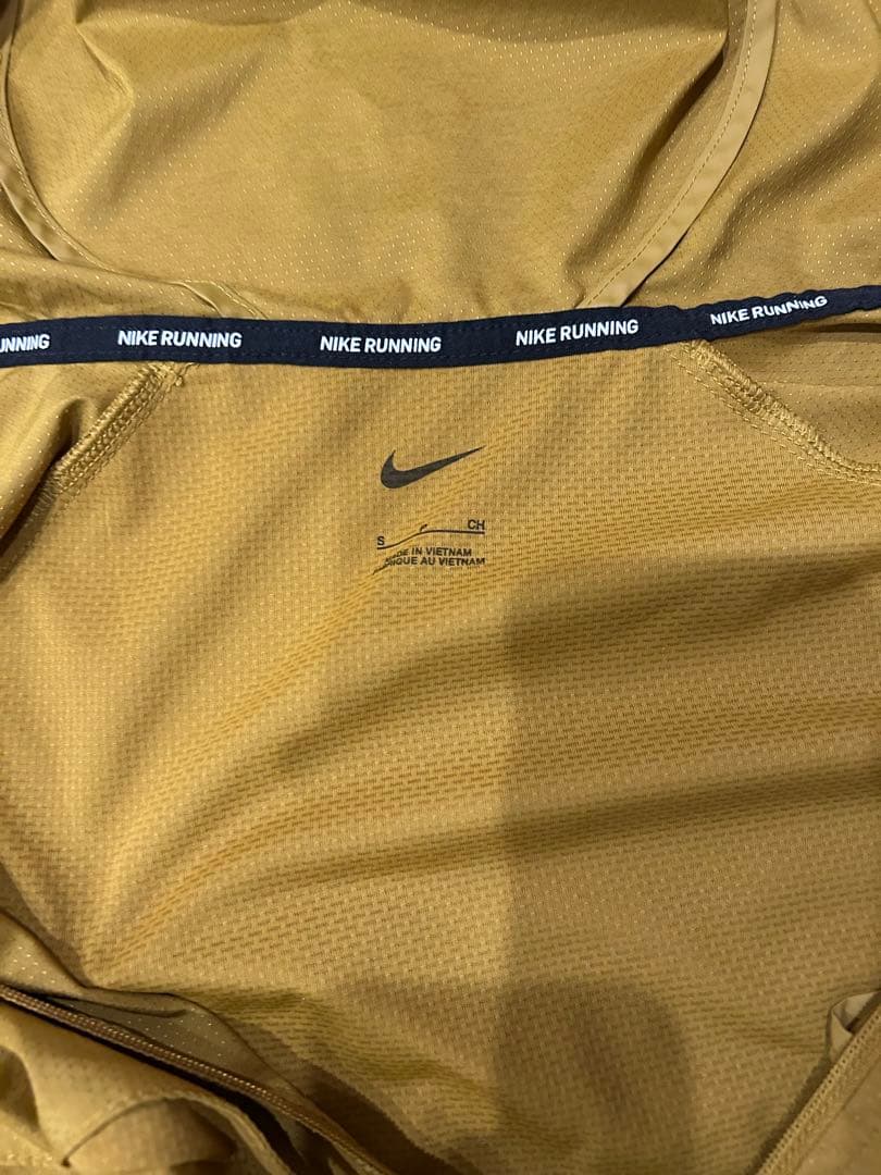 NIKE RUNNING ナイキ ウィンドブレーカー パッカブル フード付き