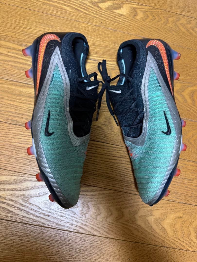 NIKE ファントム6 24.5
