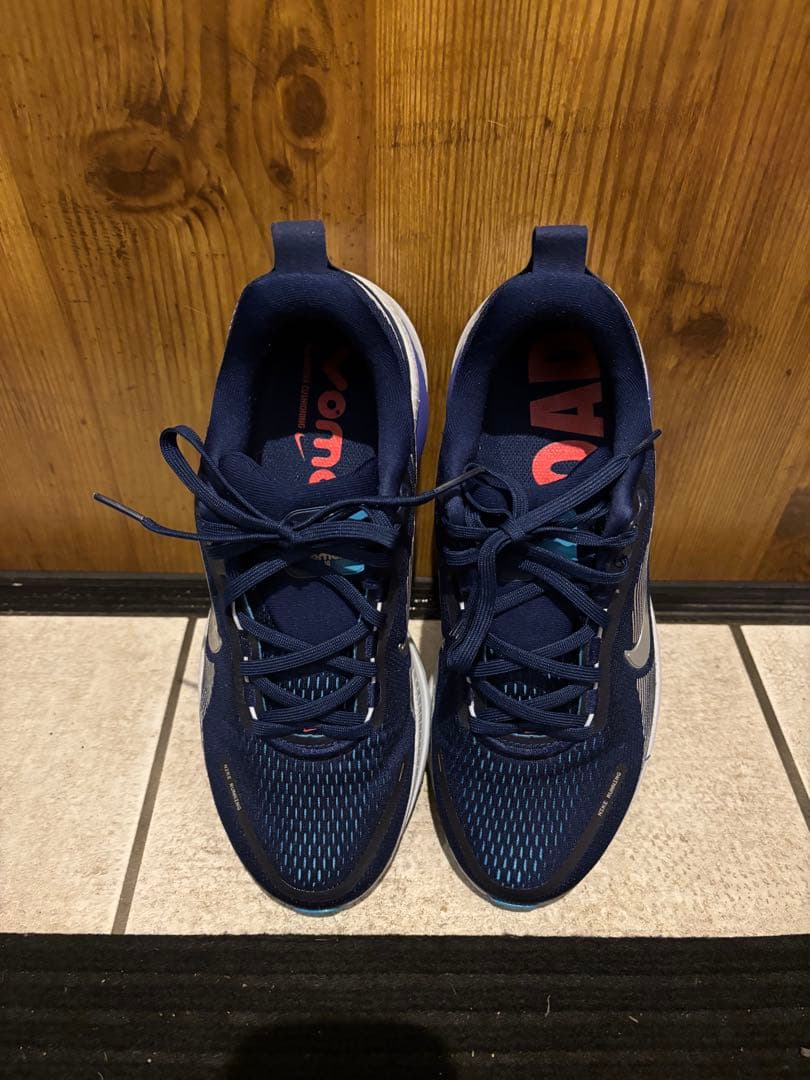 NIKEボメロ18 27センチ
