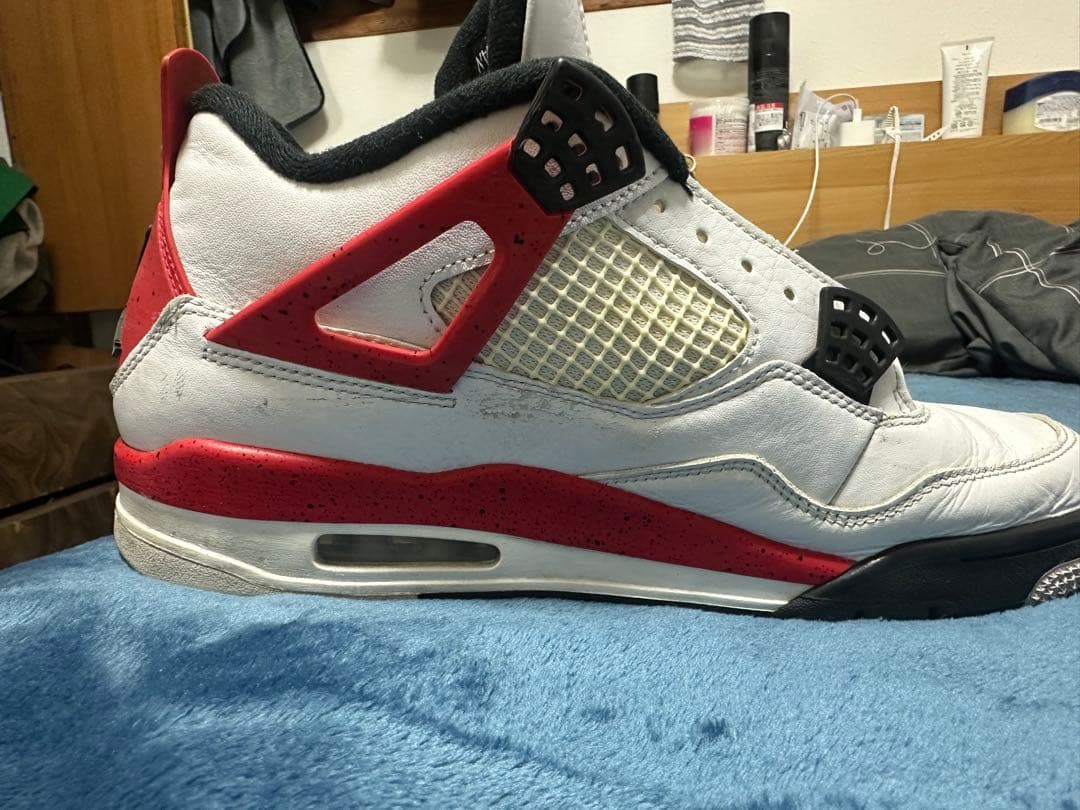 Air Jordan 4 ホワイト/レッド/ブラック