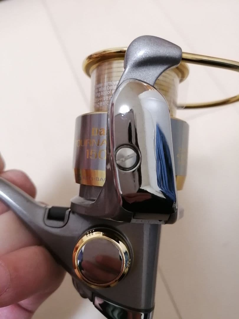 [美品] ダイワ　トーナメント Z 1500C　スピニングリール