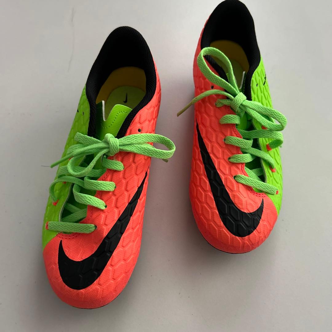 新品NIKEナイキ　サッカースパイクシューズ20、5cm キッズ　子供用シューズ