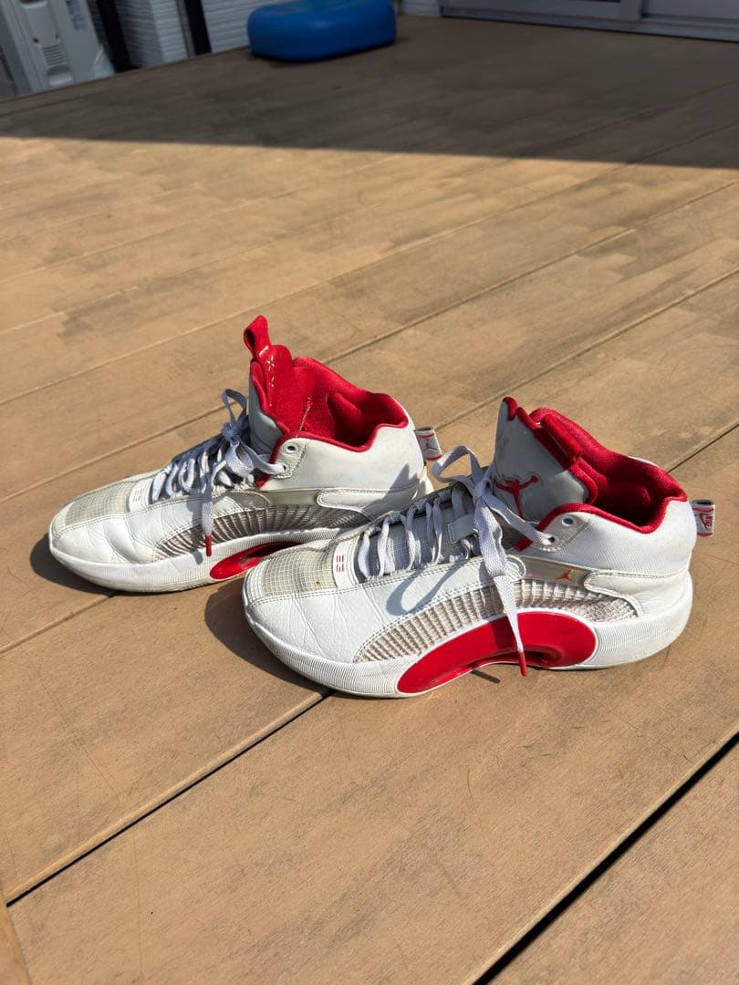 Jordan バスケットボールシューズ ホワイト/レッド