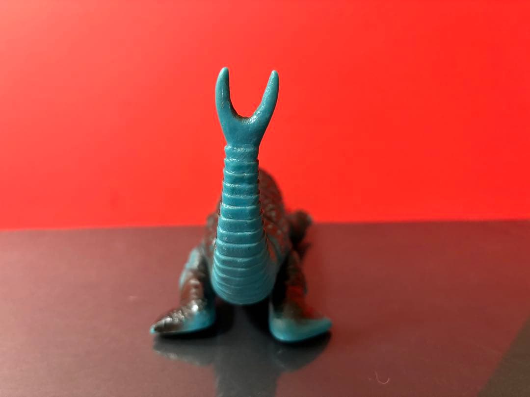 激レア キングザウルス ケムラー ソフビ 足形 ポピー