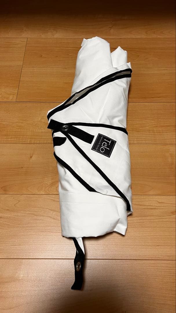 美品　Telo looks ホワイト