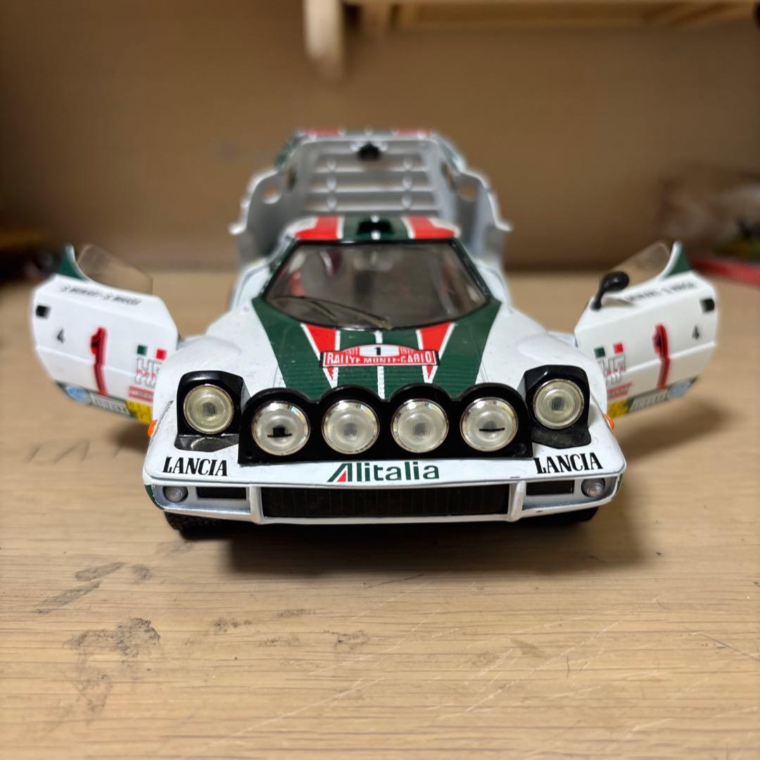 Lancia ストラトス037 Rally ミニカー