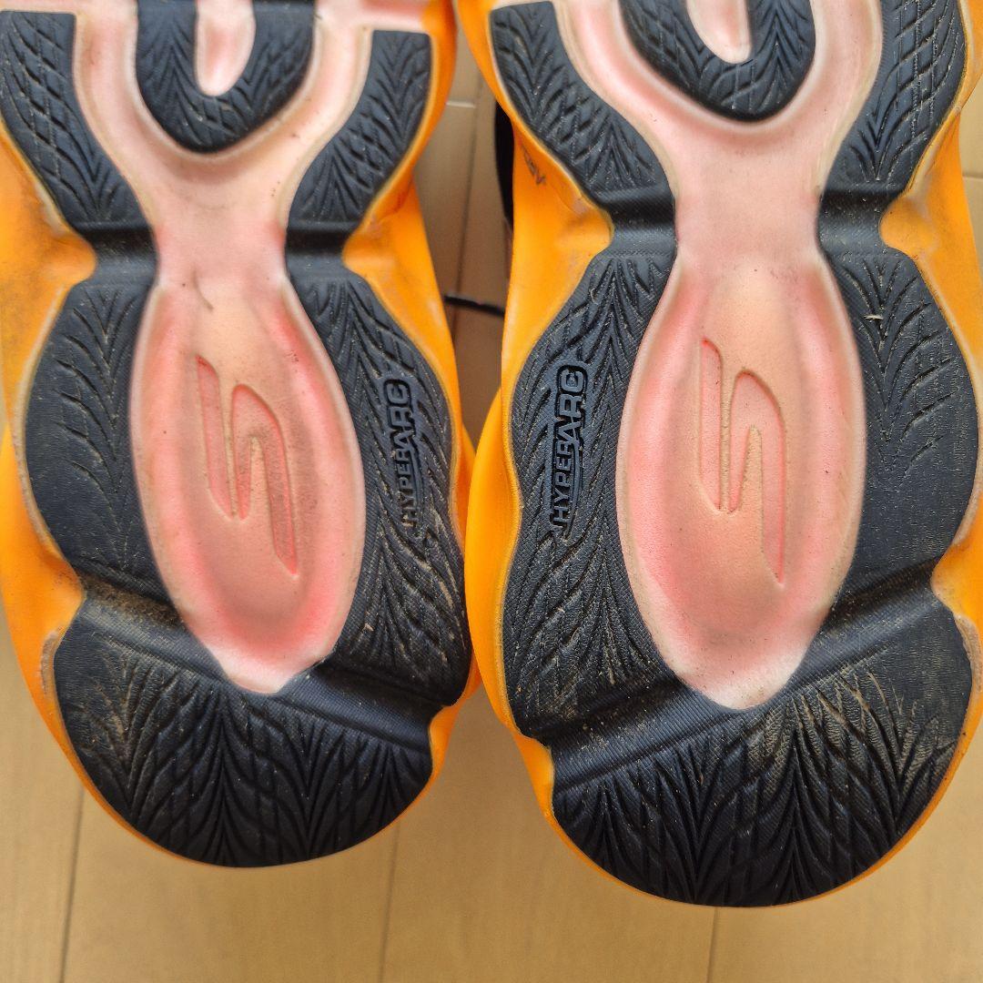 Skechers エアロバースト　27cm