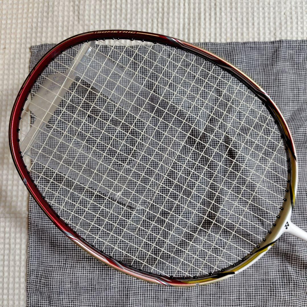 【 YONEX 】ヨネックス NANORAY ナノレイ 700RP