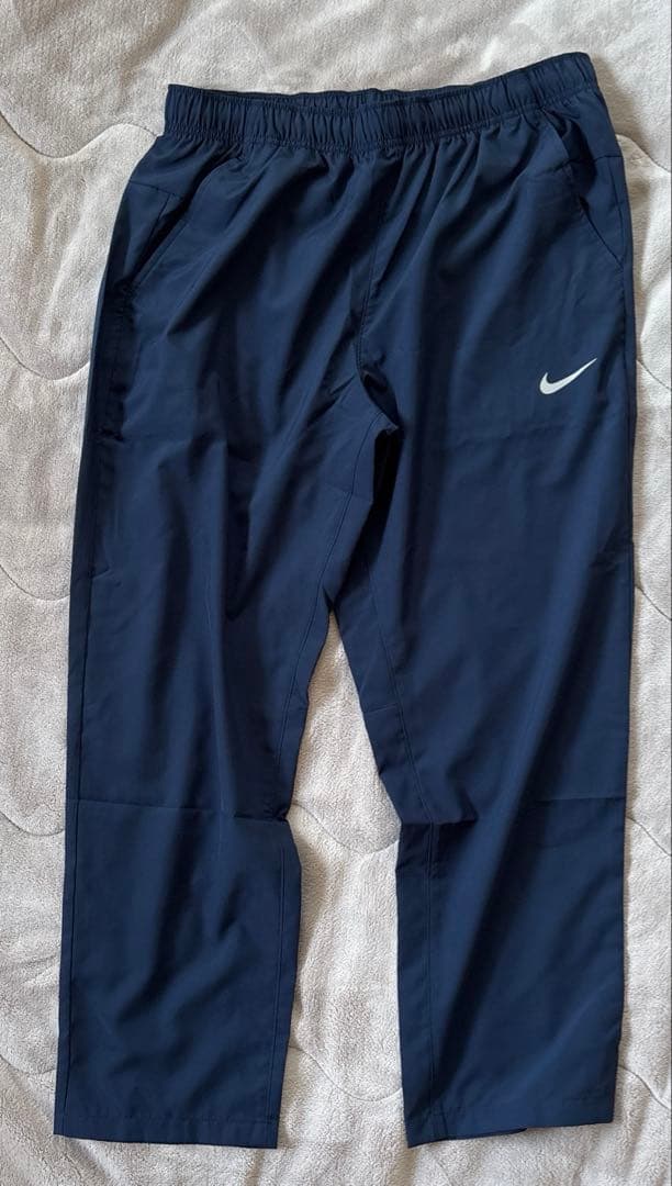 NIKE ナイキ　フォーム　パンツ　新品未使用タグ付き　XL