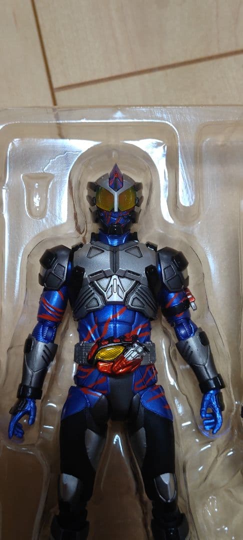 仮面ライダーアマゾンネオ　ネオ　アマゾンズ　　フィギュアーツ