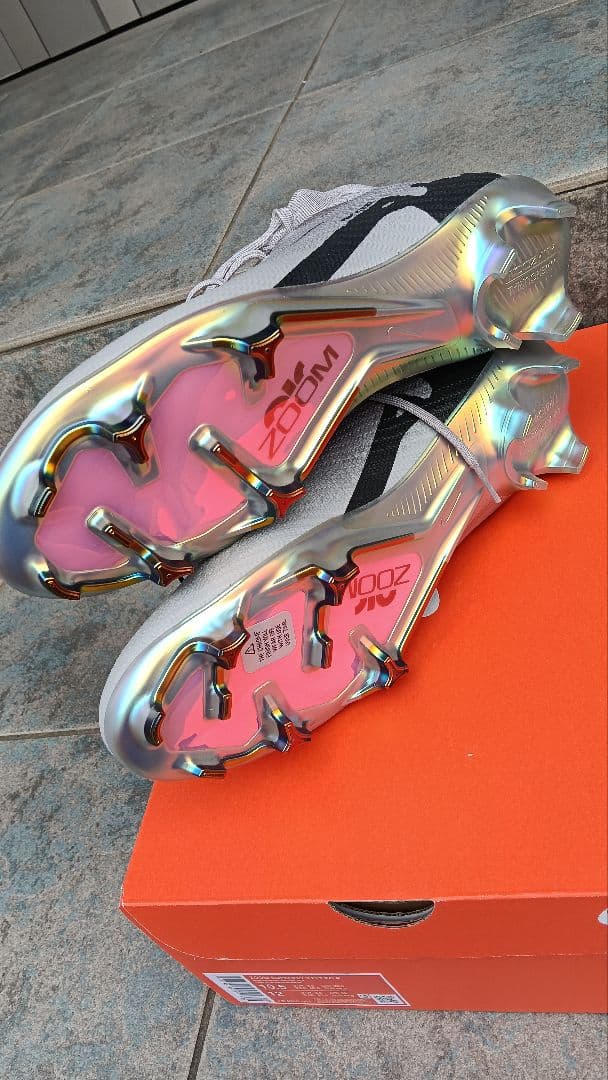 Nike　ナイキ　サッカー　スパイク　スーパーフライ9　28.5cm