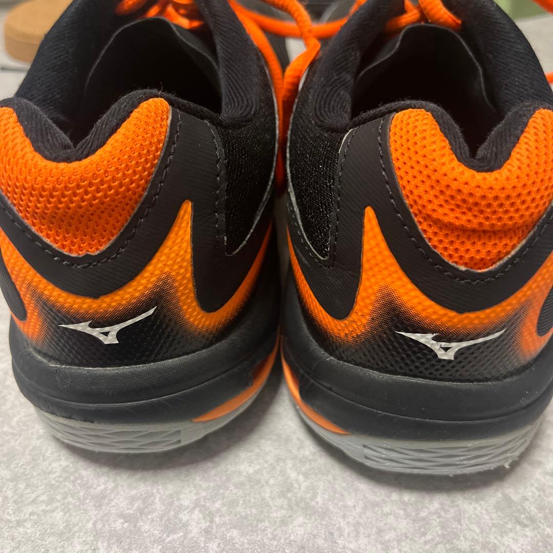 Mizuno Wave Lightning Z 3バレーボールシューズ 24cm
