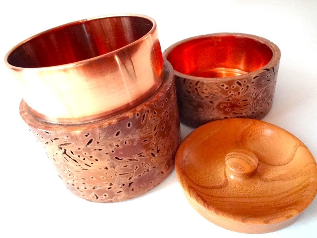 桃の実　茶入　茶筒　銅缶　貞作　伝統工芸品　中古品　美品　茶道具　おすすめ品