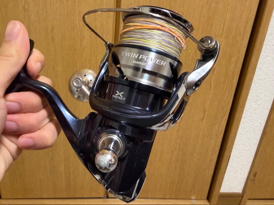 TWIN POWER 4000XG SW スピニングリール
