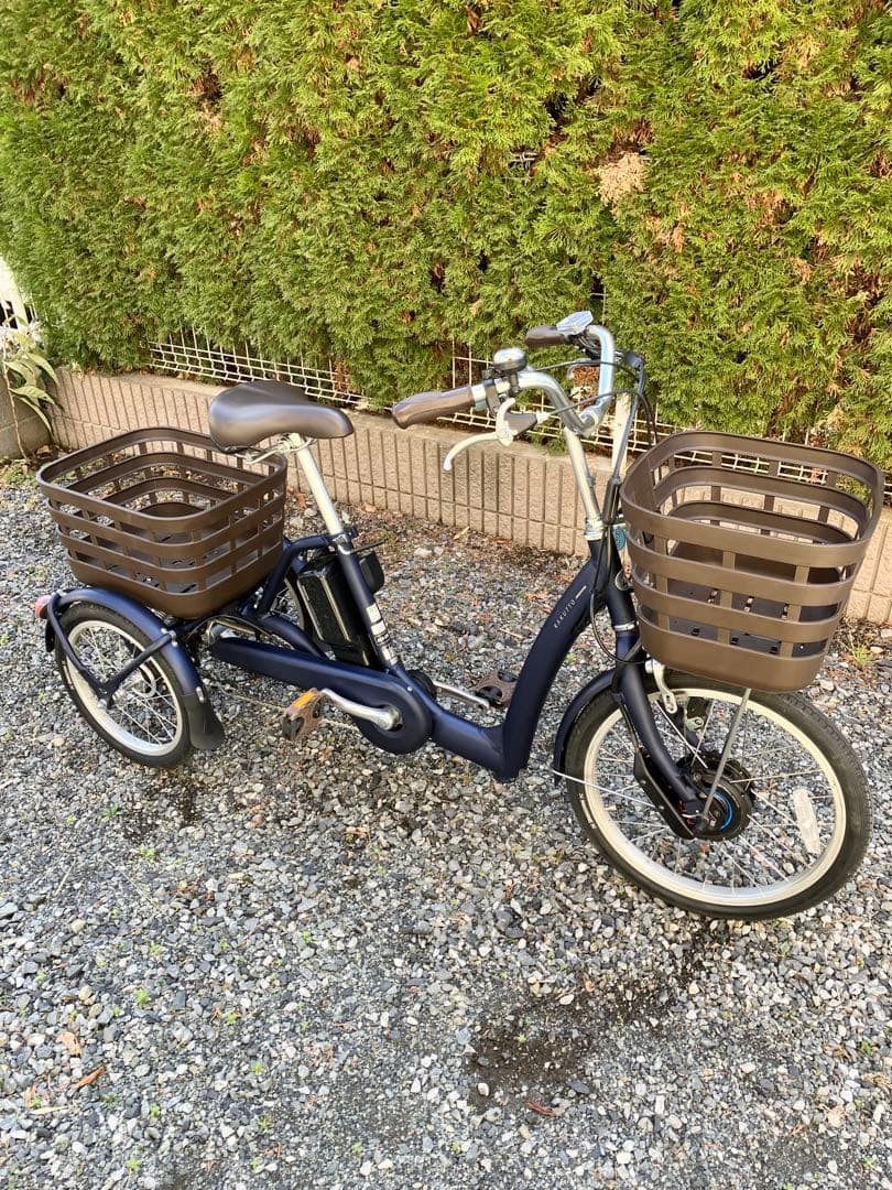 【引取り希望】ブリヂストン 電動アシスト三輪自転車ラクットワゴン 2025年購入