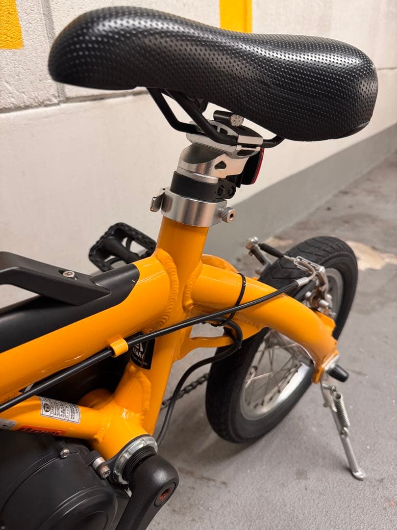 ログアウトLOG OUTRUNK e折りたたみ電動アシスト自転車
