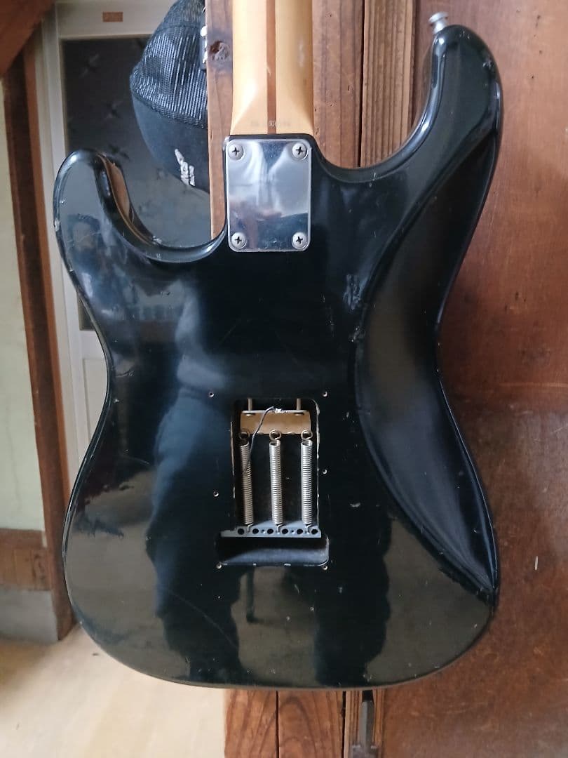 ギター Fender Japan Stratocaster black