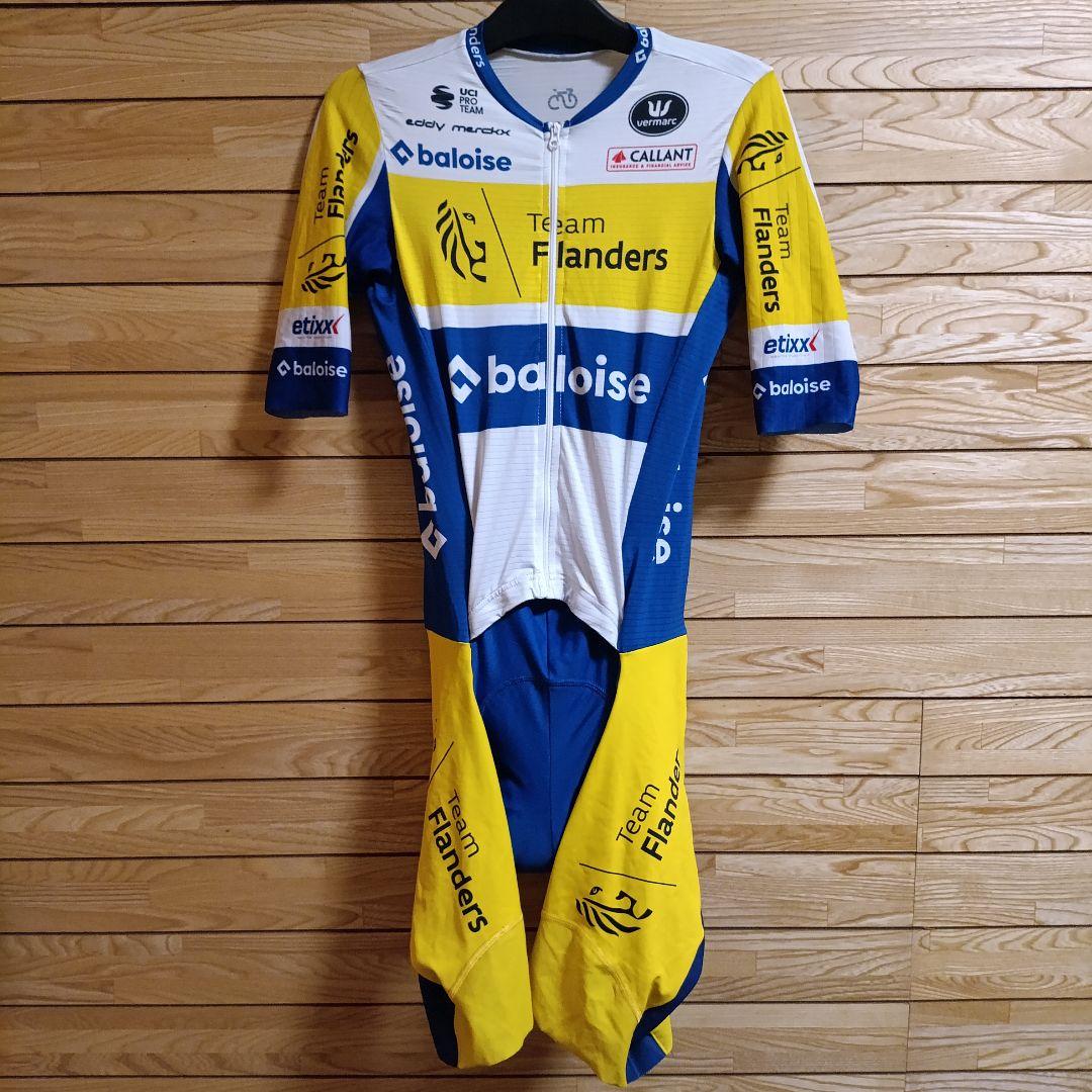 支給品　Flanders Baloise　サーマルベスト　フランダースバロワーズ