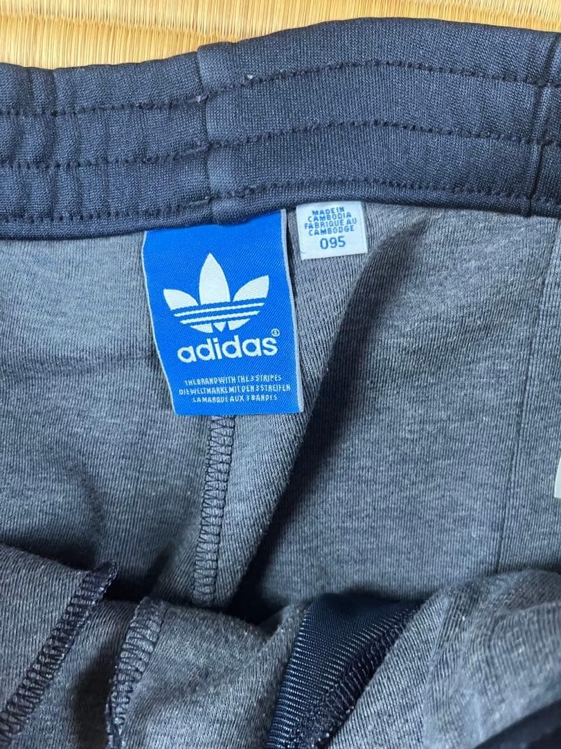 限定色　adidas ヨーロッパ ファイヤーバード トラックパンツ