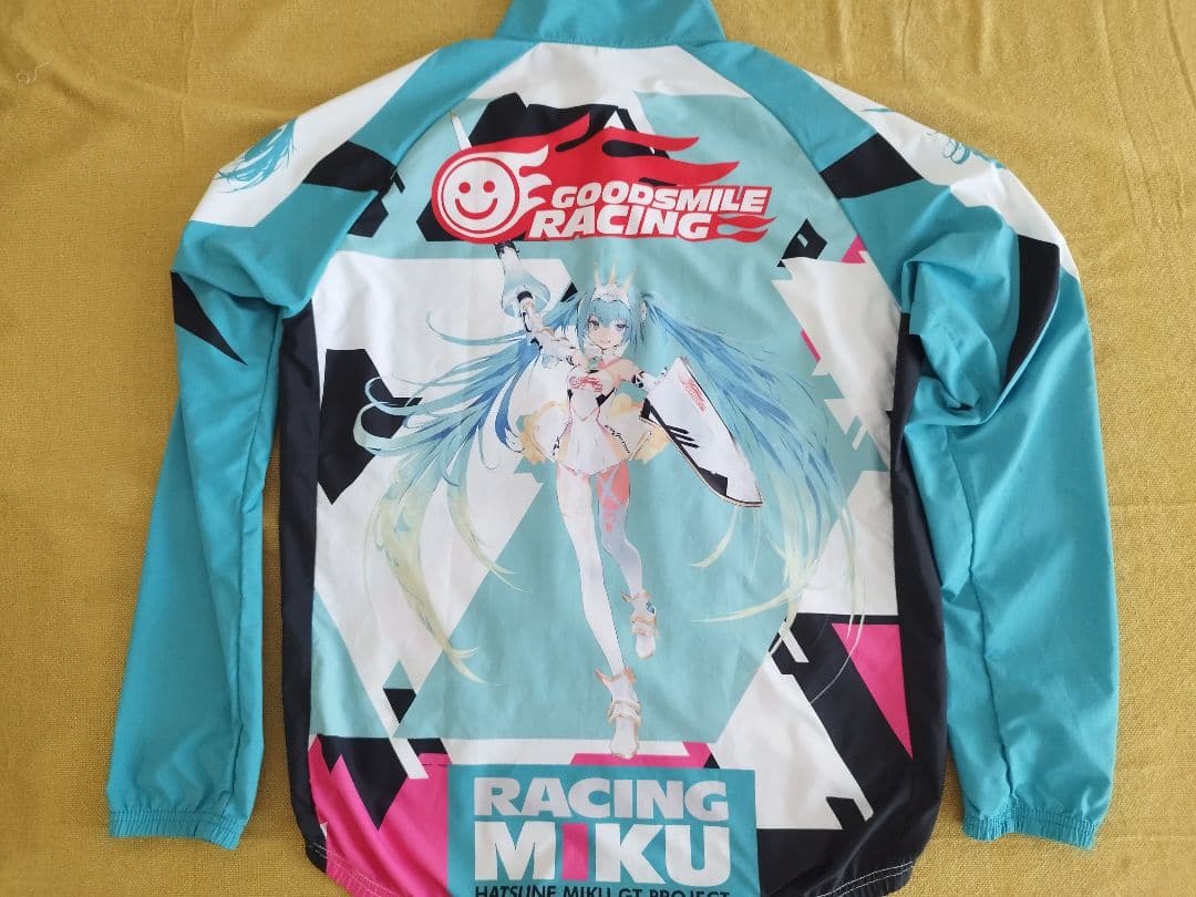 GOODSMILE RACING 　ウィンドブレーカー　Mサイズ　レーシングミク