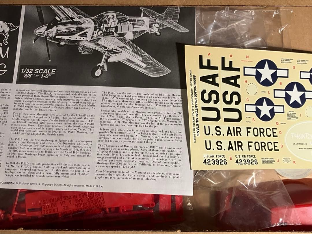 モノグラム ファントム P-51ムスタング 1/32スケール　プラモデル 未組立