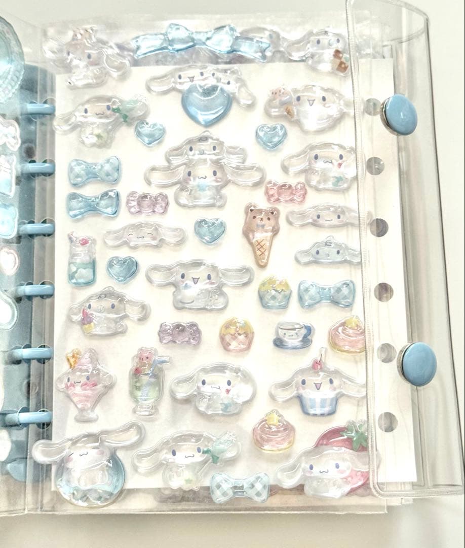 シナモロール　シール帳完成品