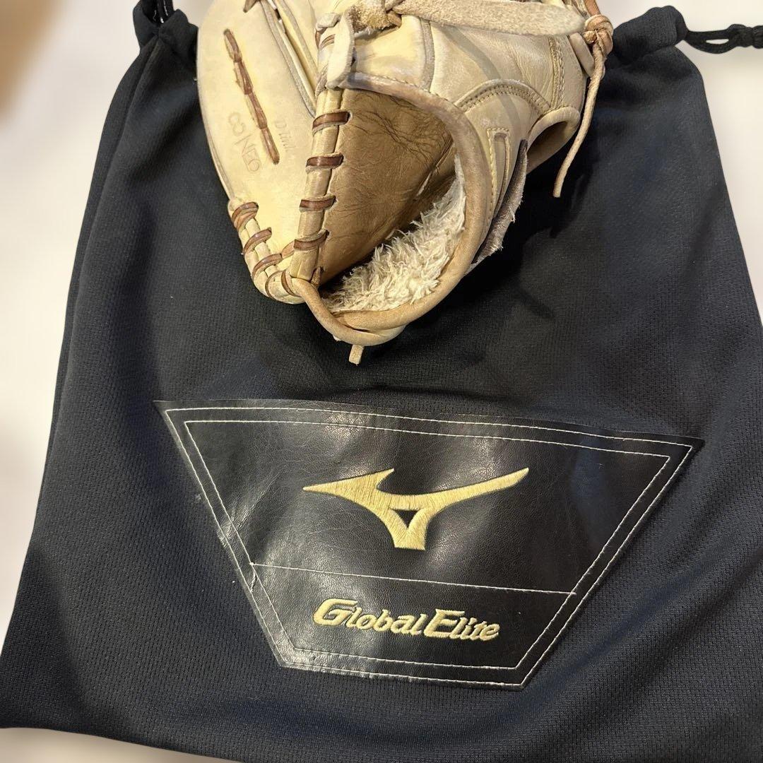 Mizuno Global Elite 軟式グローブ　左利き用