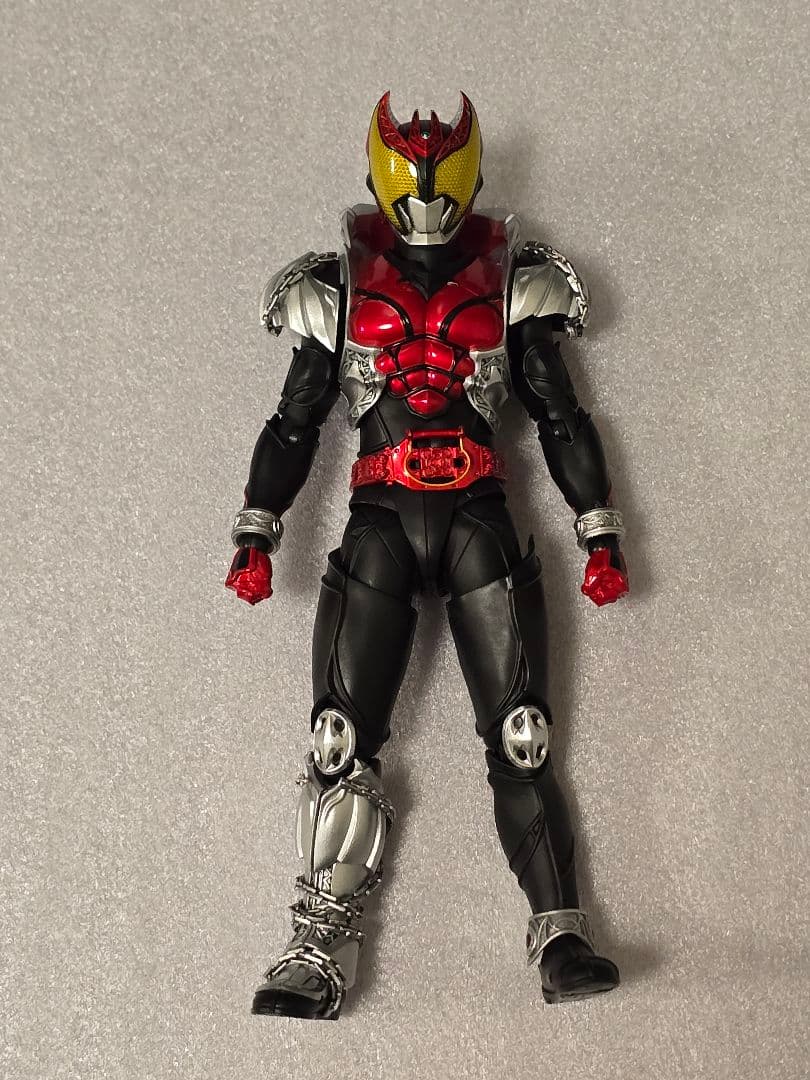 S.H.Figuarts（真骨彫製法）仮面ライダーキバ キバフォーム