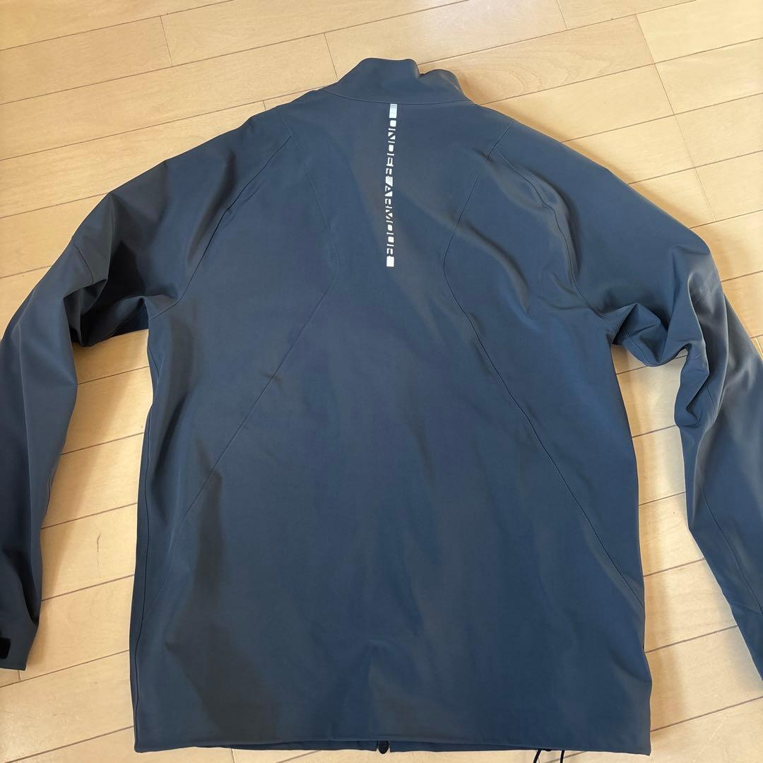アンダーアーマー　ゴアテックス