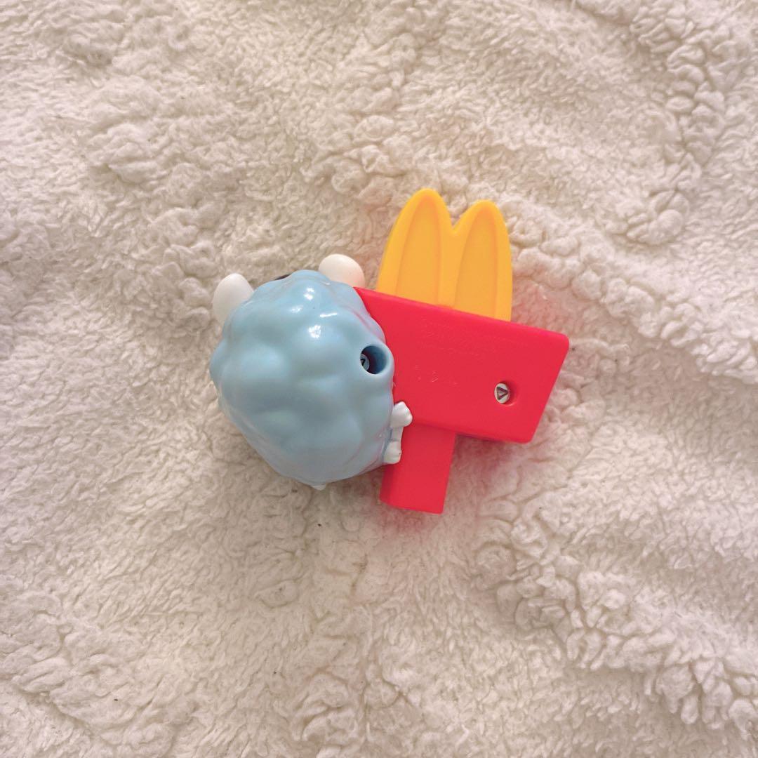 マクドナルド ちいかわ「モモンガ」フィギュア