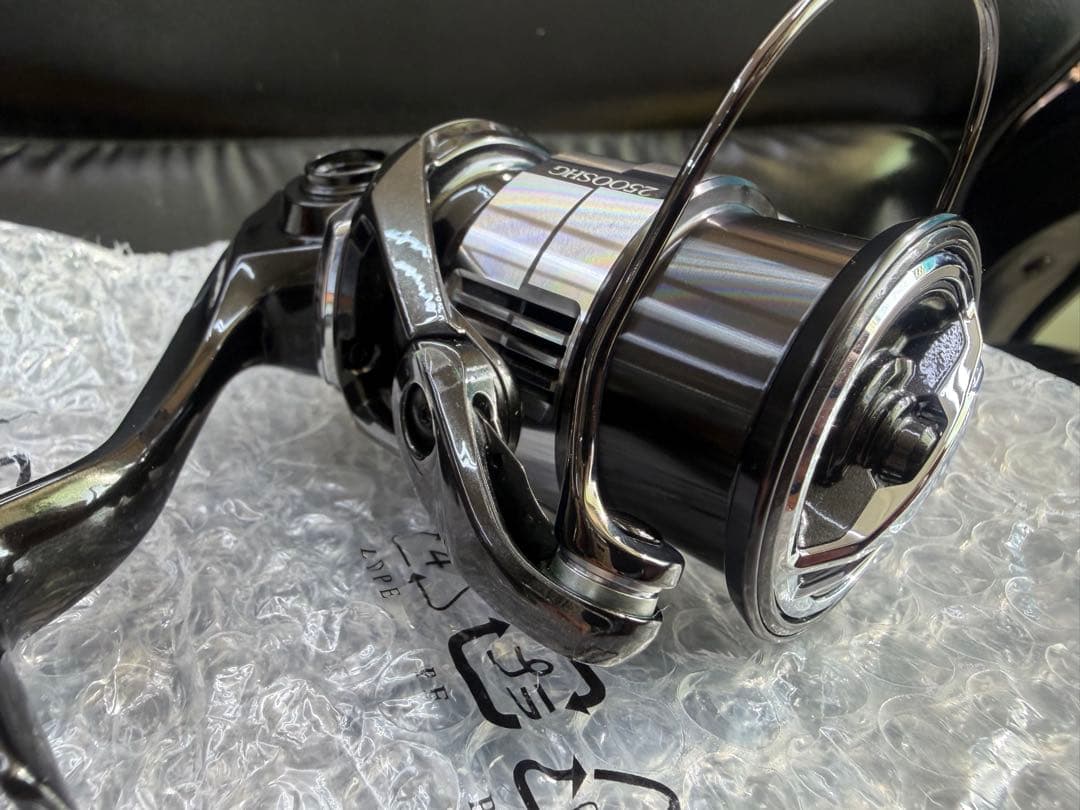 シマノ 23 ヴァンキッシュ 2500SHG 極美品 Vanquish 夢屋