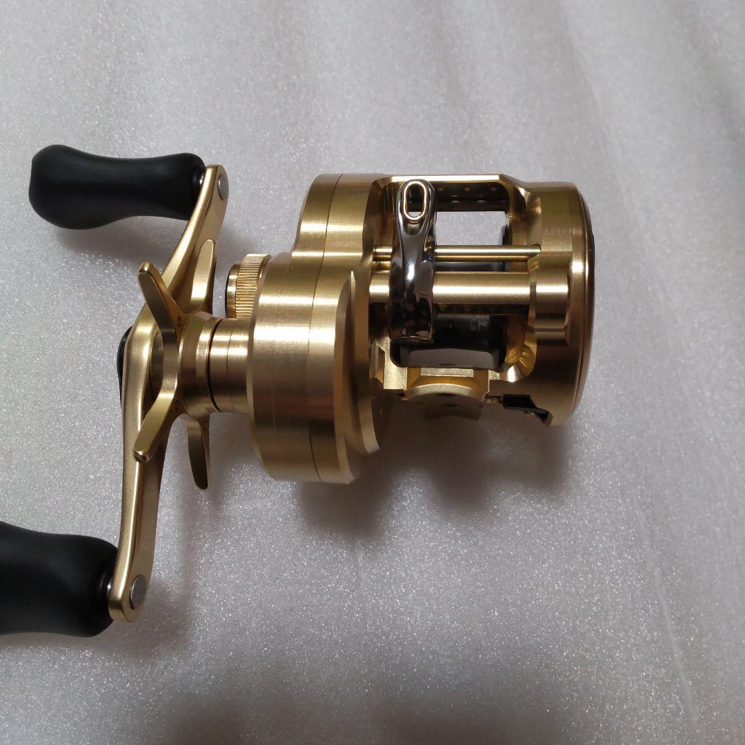 中古美品 シマノ 21 カルカッタ コンクエスト 100HG