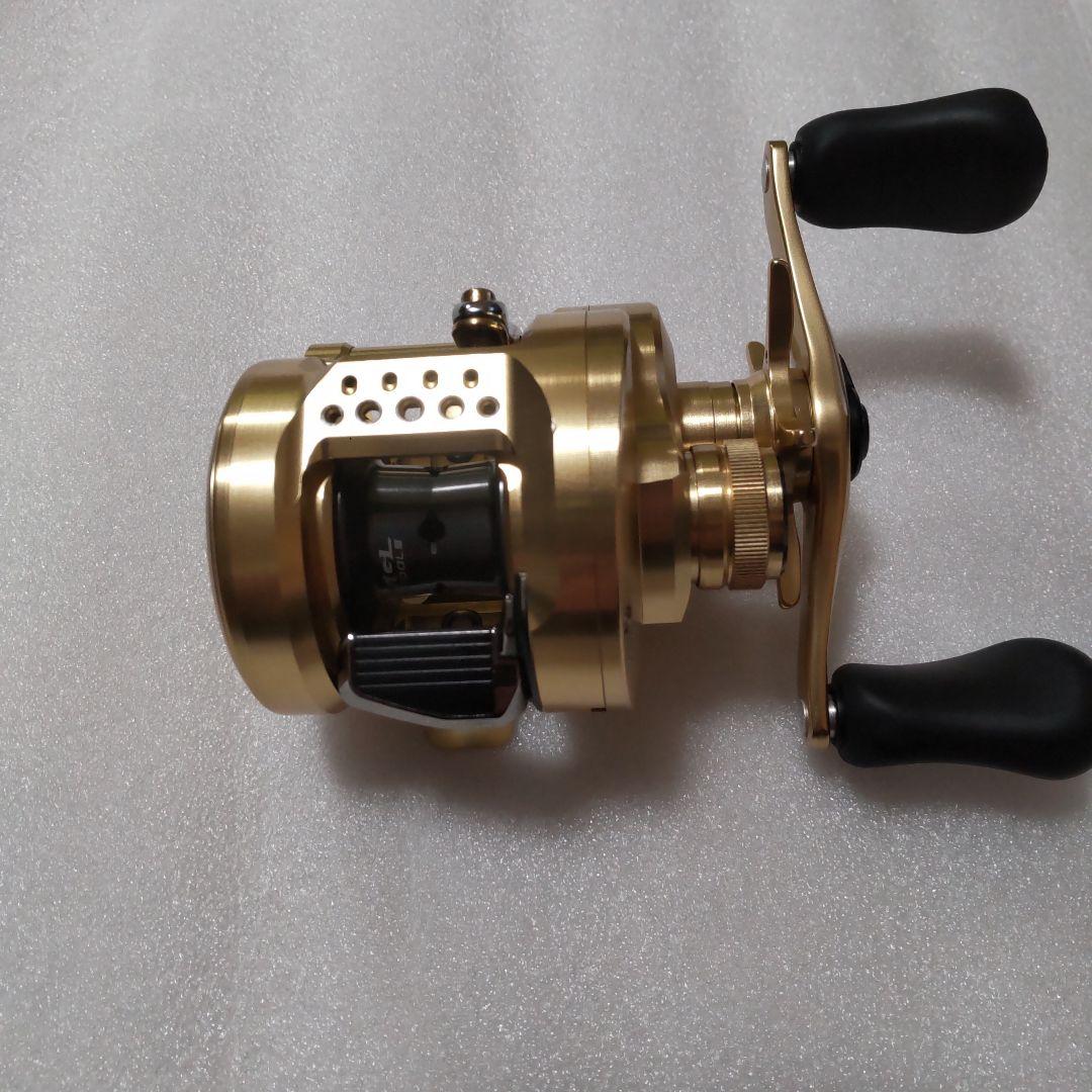 中古美品 シマノ 21 カルカッタ コンクエスト 100HG