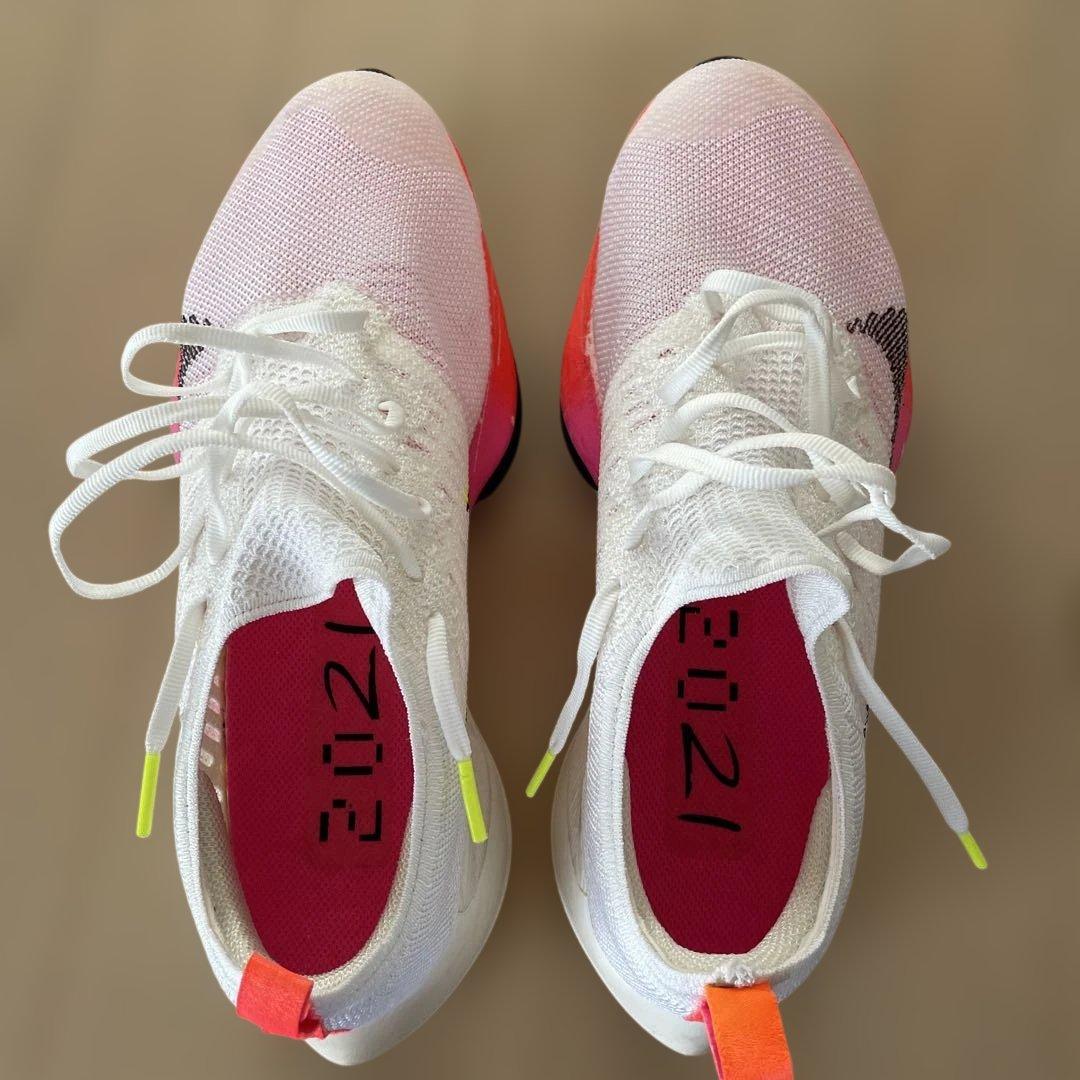 Nike テンポネクスト% 27.0cm 美品